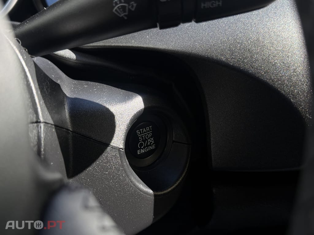 Fiat 500X 1.4 Multiair DCT 4x2 S&S Cross Plus — fotografia 24