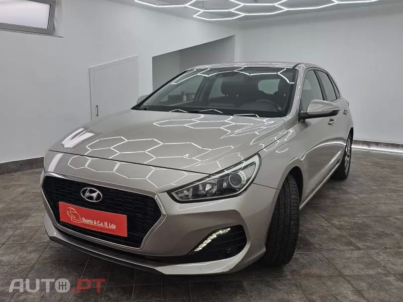 Hyundai i30 1.0 T-GDI Style — fotografia 20