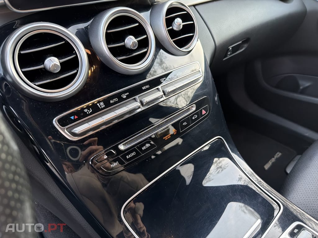 Mercedes-Benz C 300 de AMG Line