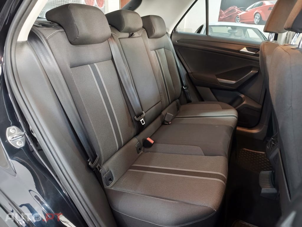 Volkswagen T-Roc 1.0 TSI