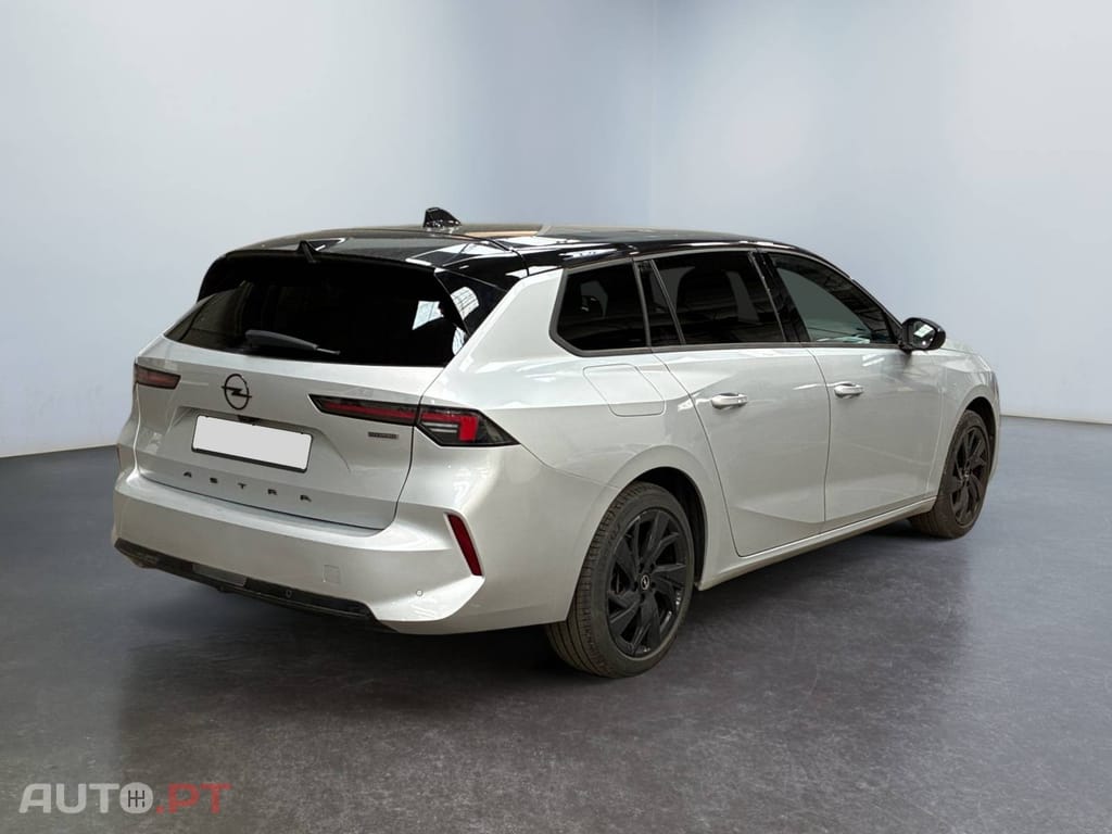 Opel Astra Sports Tourer 1.2 T Hybrid GS eDCT