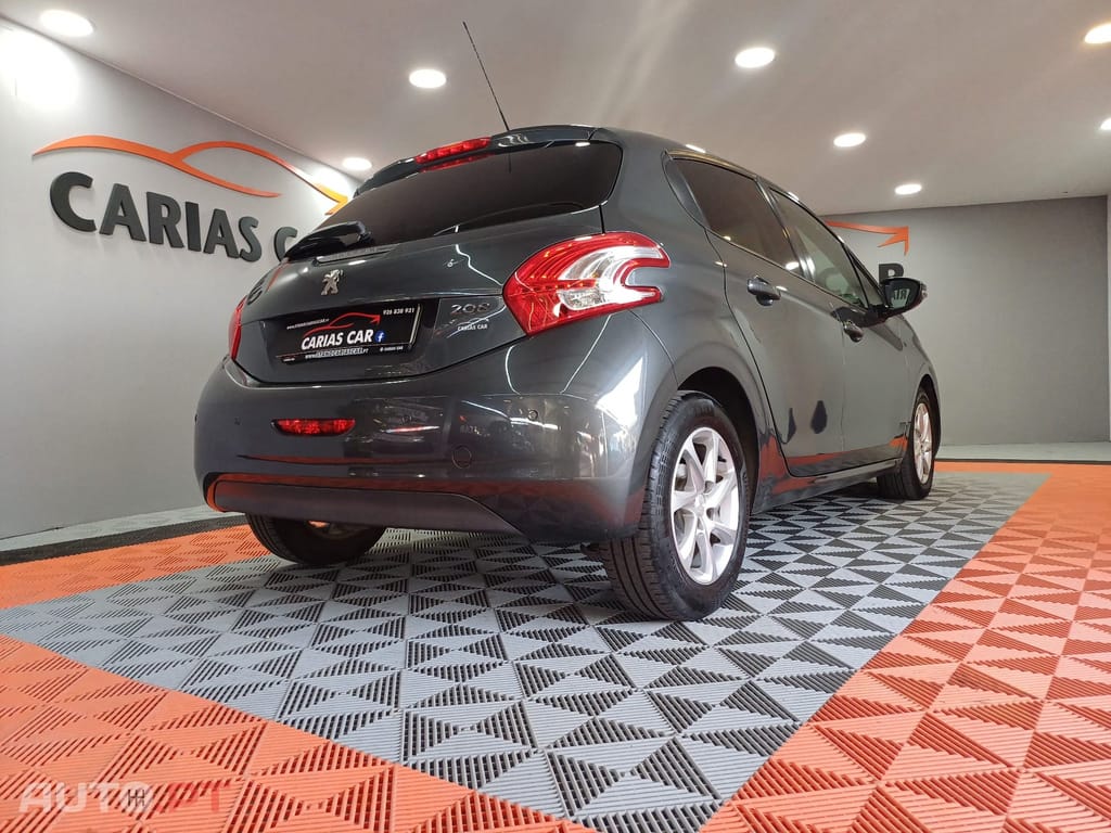 Peugeot 208 1.4 HDi Active