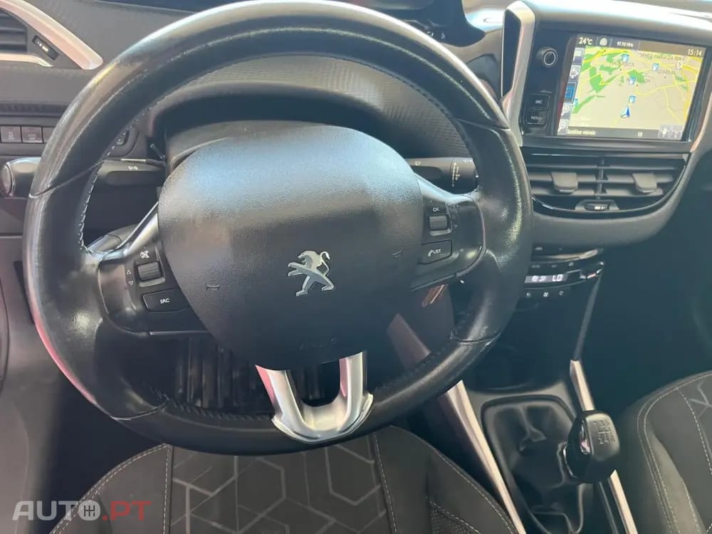 Peugeot 2008 1.6 BlueHDi Style