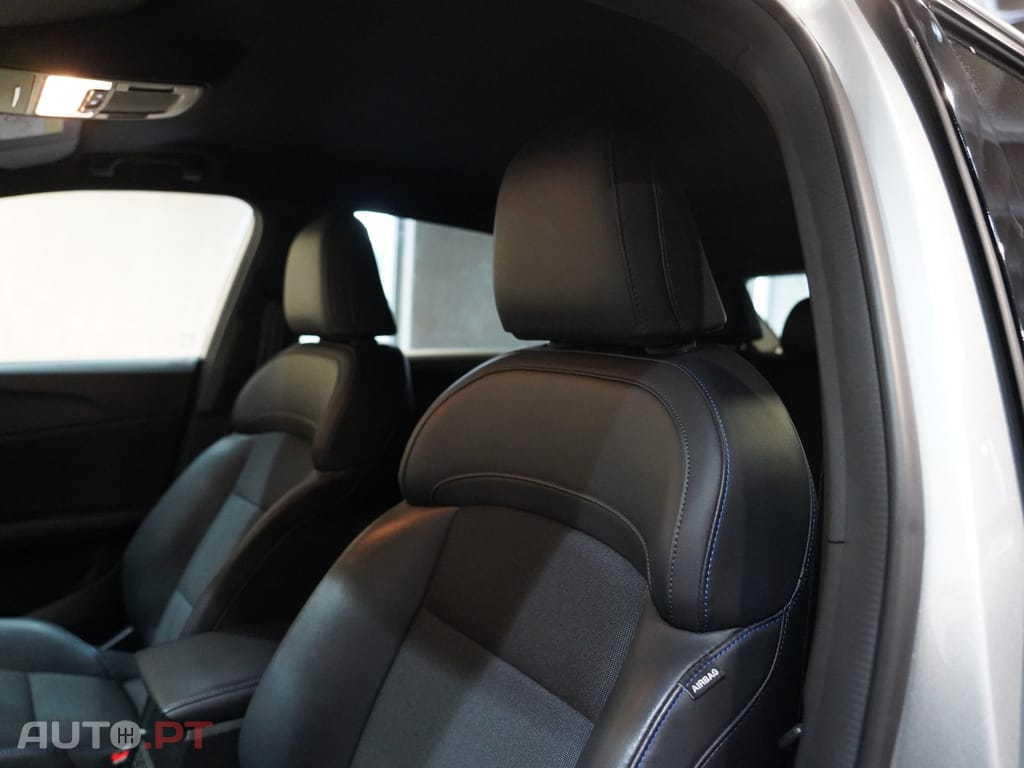 MG MG4 64 kWh Luxury