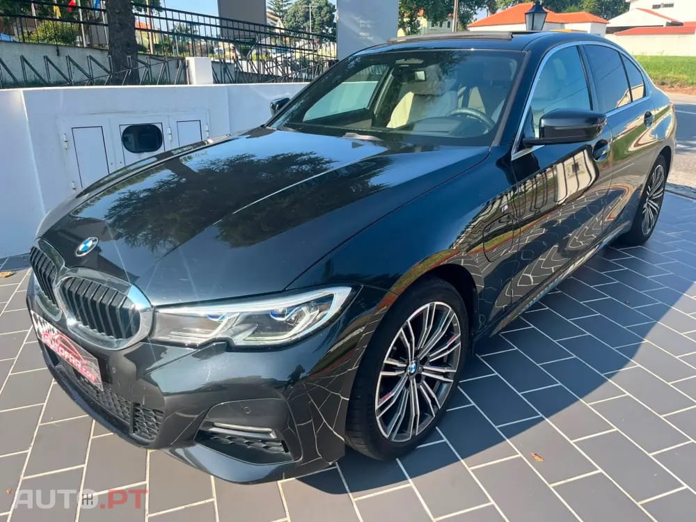 BMW 330 e Pack Desportivo M Auto