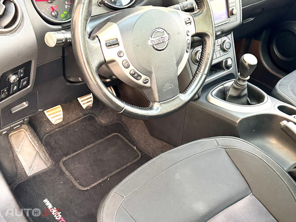 Nissan Qashqai +2 1.6 dCi Tekna Premium 17 360 S&S