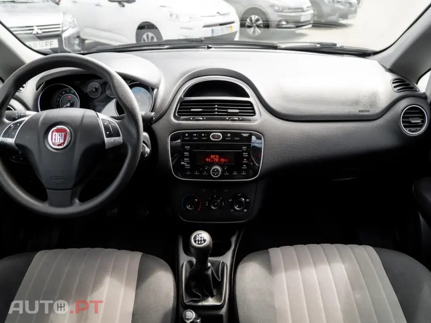 Fiat Punto 1.3 M-Jet Easy S&S — fotografia 5