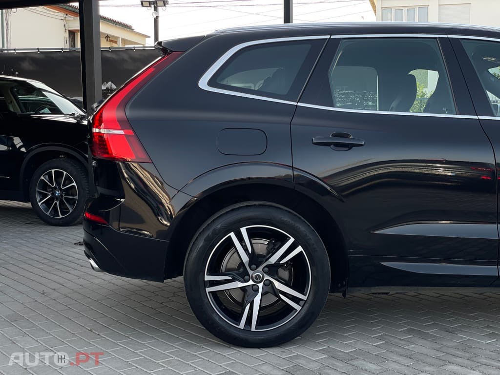 Volvo XC60 2.0 T8 PHEV R-Design AWD