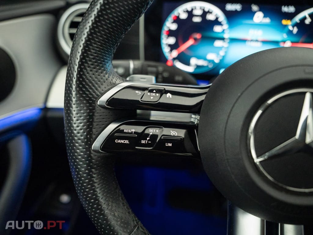 Mercedes-Benz E 300 de AMG Line