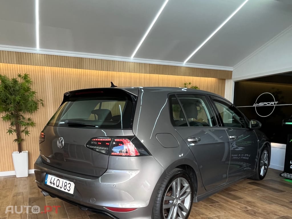 Volkswagen Golf 1.6 TDi R-Line