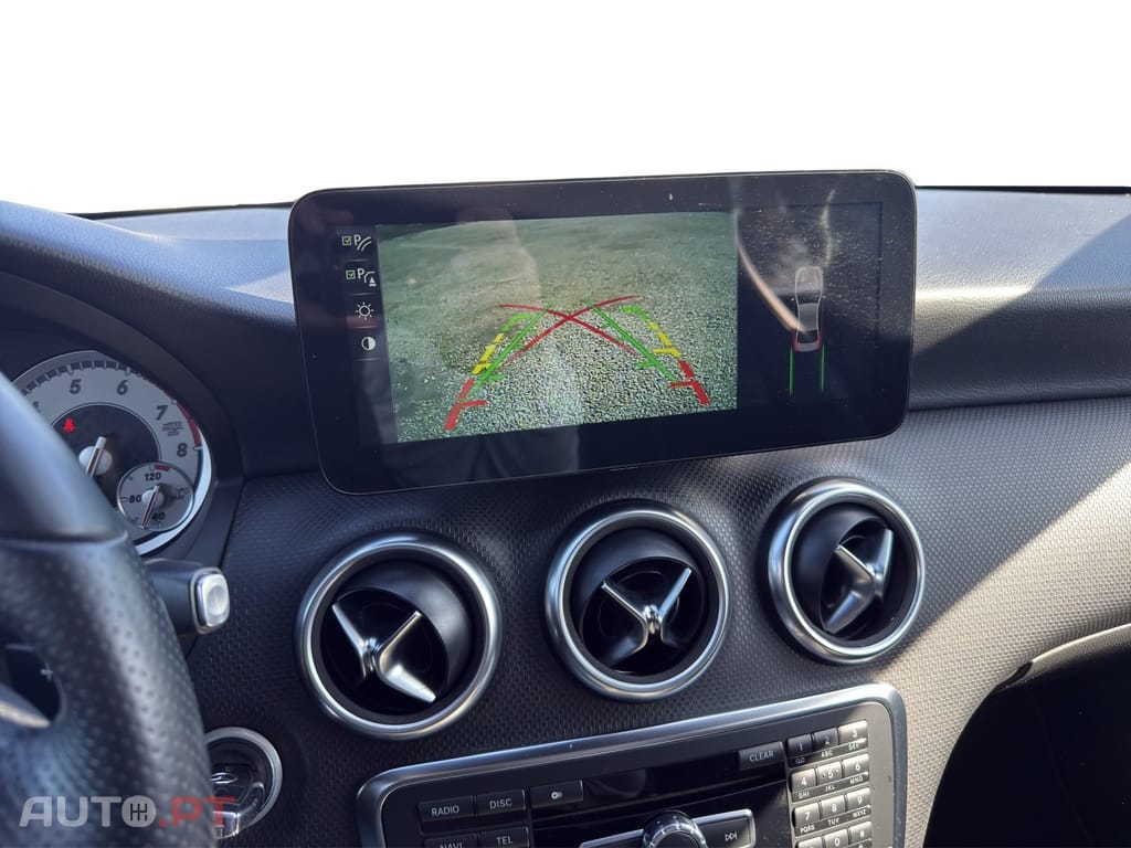 Mercedes-Benz A 180 7G-DCT Urban