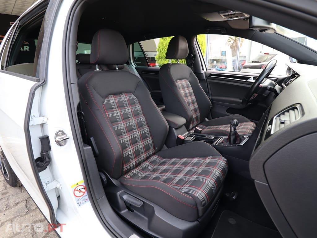 Volkswagen Golf 2.0 TSi GTi Performance