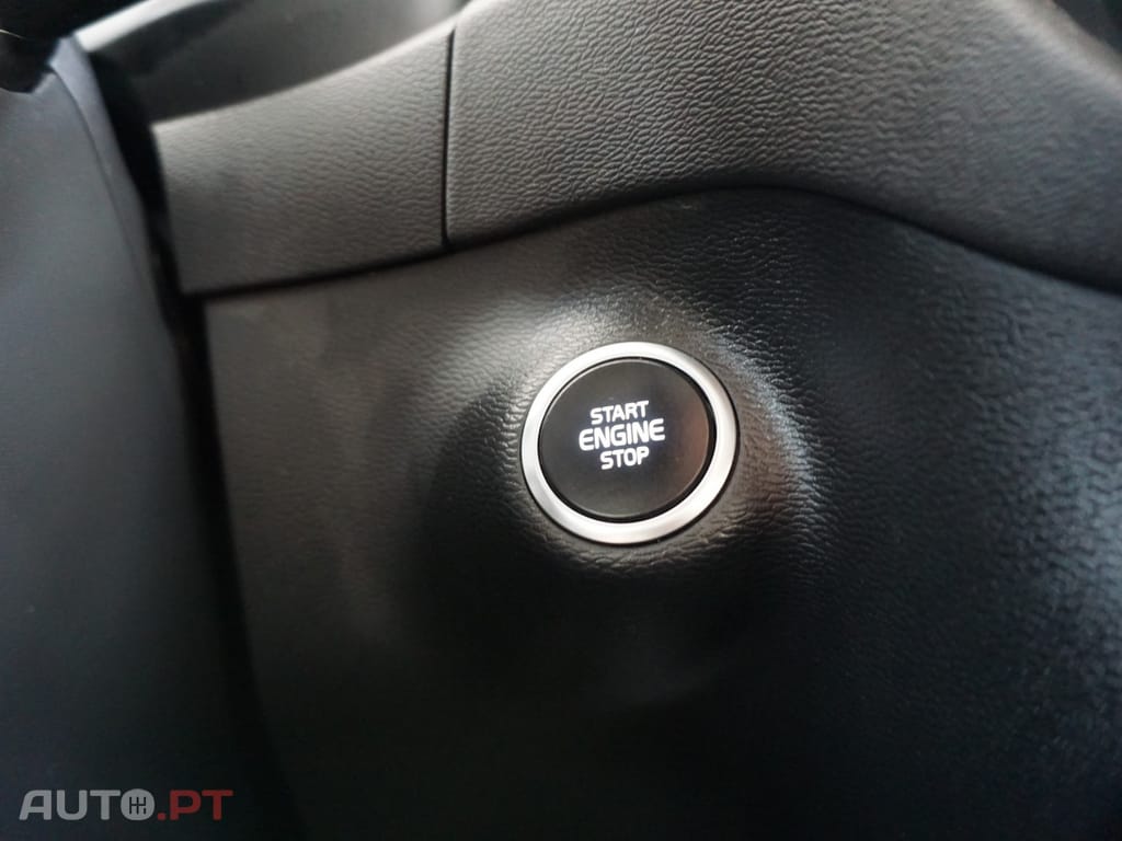 Volvo XC40 1.5 T3 Momentum Tech Edition