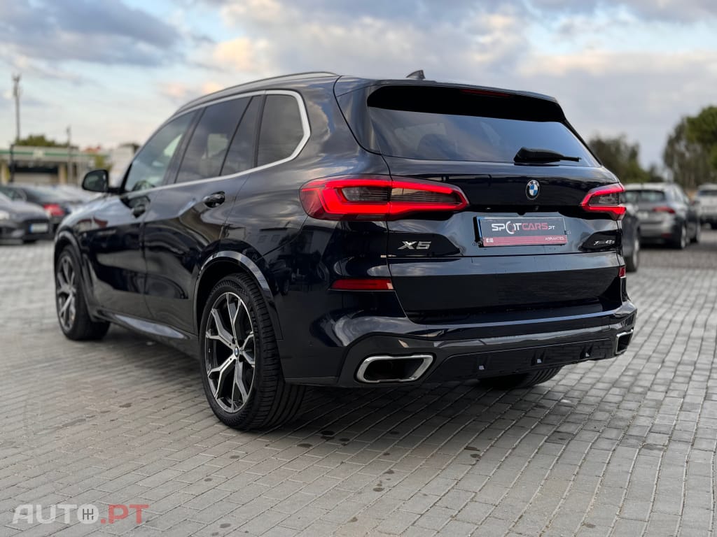 BMW X5 45 e xDrive Pack M