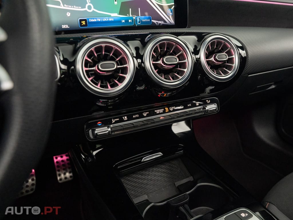 Mercedes-Benz CLA 250 e Shooting Brake Style Plus
