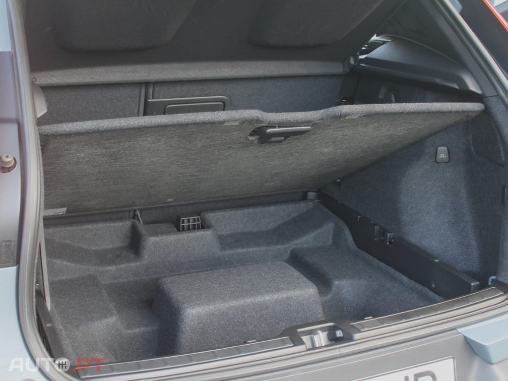 Volvo XC40 1.5 T4 PHEV Core