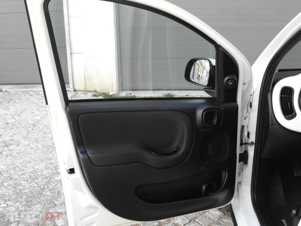 Fiat Panda Pandina 1.0 Hybrid — fotografia 22