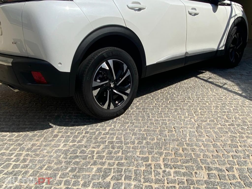 Peugeot 2008 Peugeot 2008 1.5 BlueHdi GT