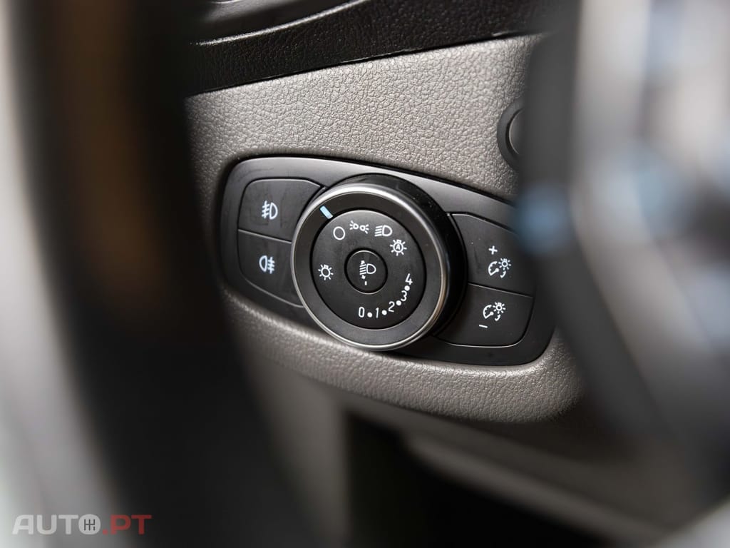 Ford Transit Connect Connect 1.5 TDCi 210 L2 Limited
