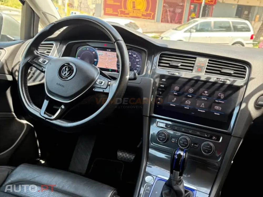 Volkswagen e-Golf AC/DC