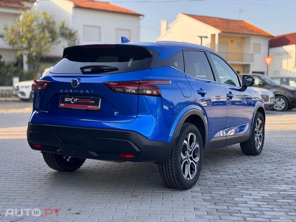 Nissan Qashqai 1.3 DIG-T N-Connecta LED+SKY