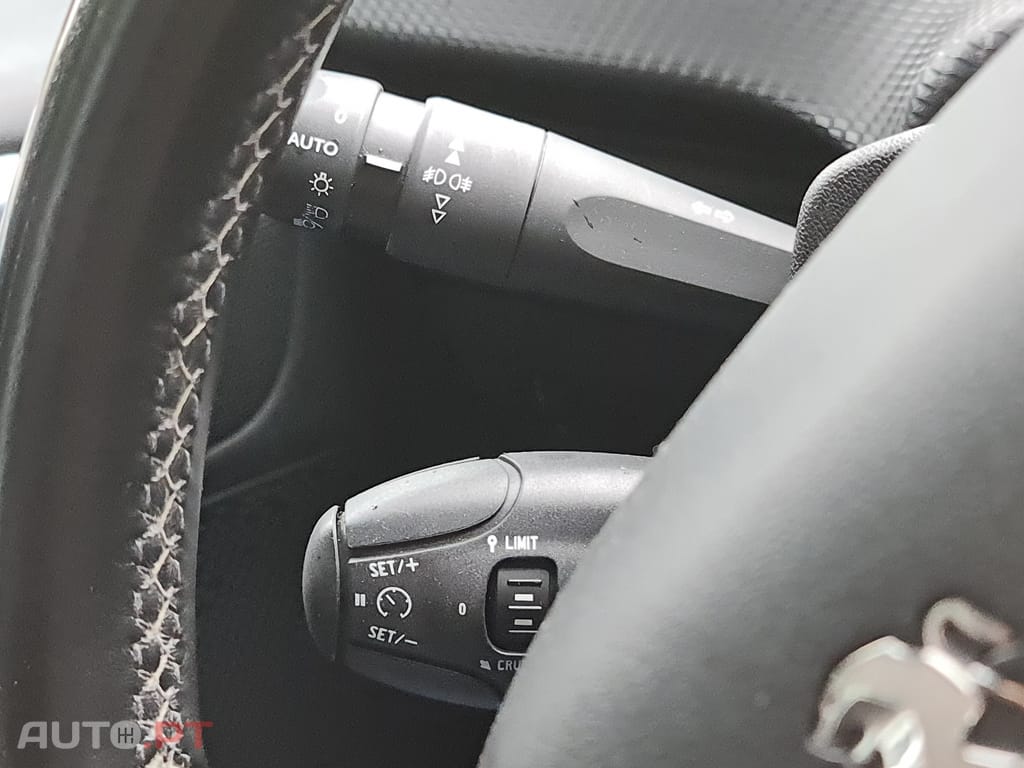Peugeot 2008 1.6 BlueHDi Allure