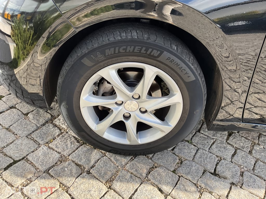 Peugeot 208 1.2 VTi Active