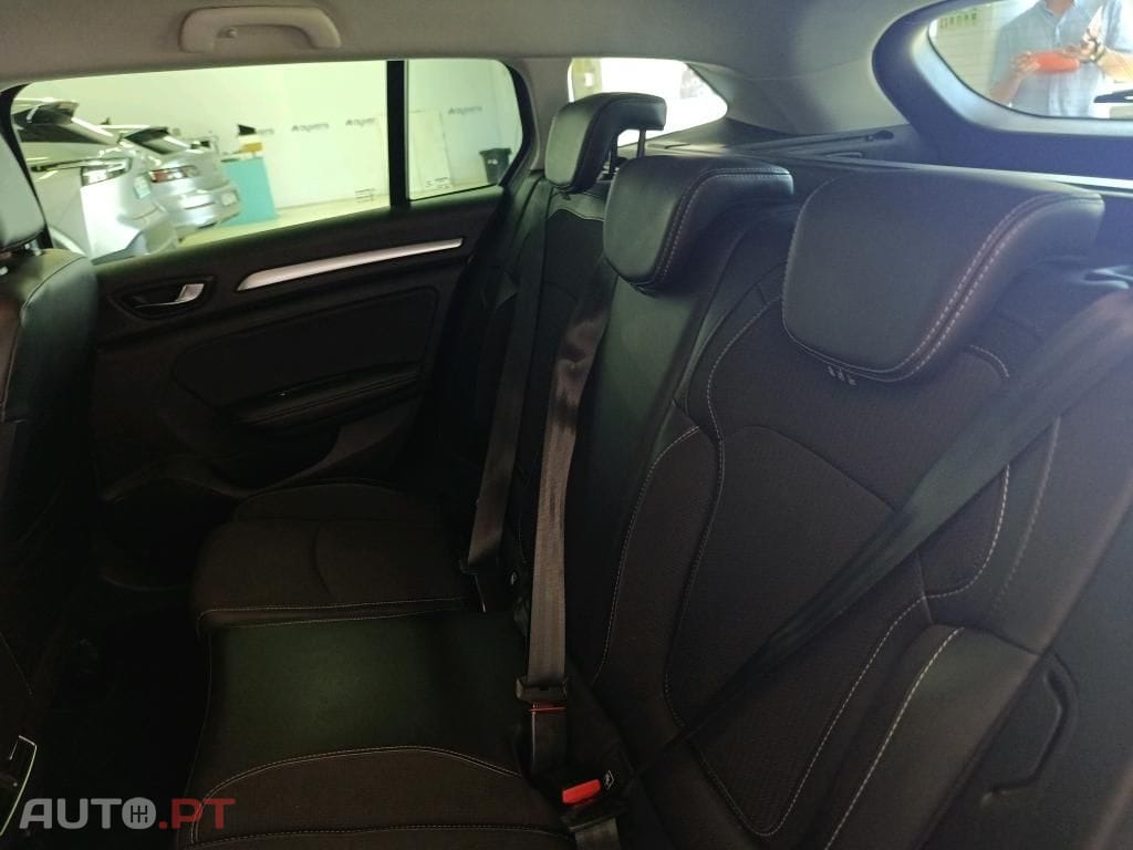 Renault Mégane Sport Tourer 1.5 Blue dCi Intens EDC