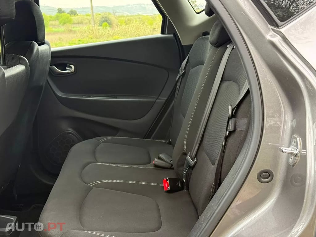 Renault Captur 1.5 dCi EDC