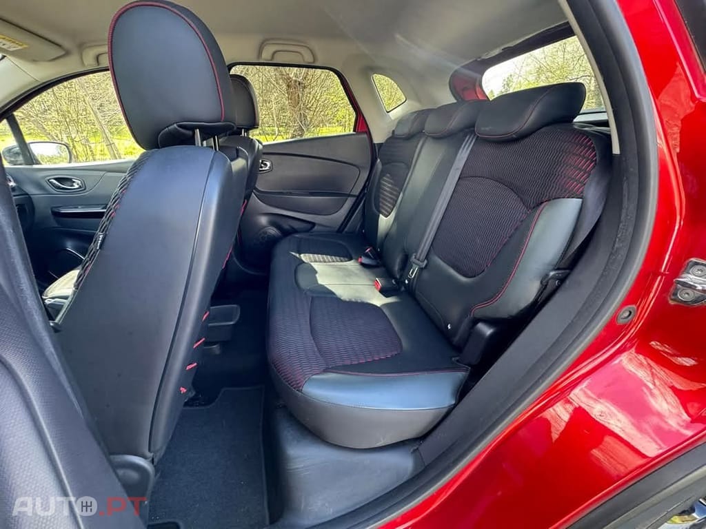Renault Captur 1.2 TCe Exclusive EDC