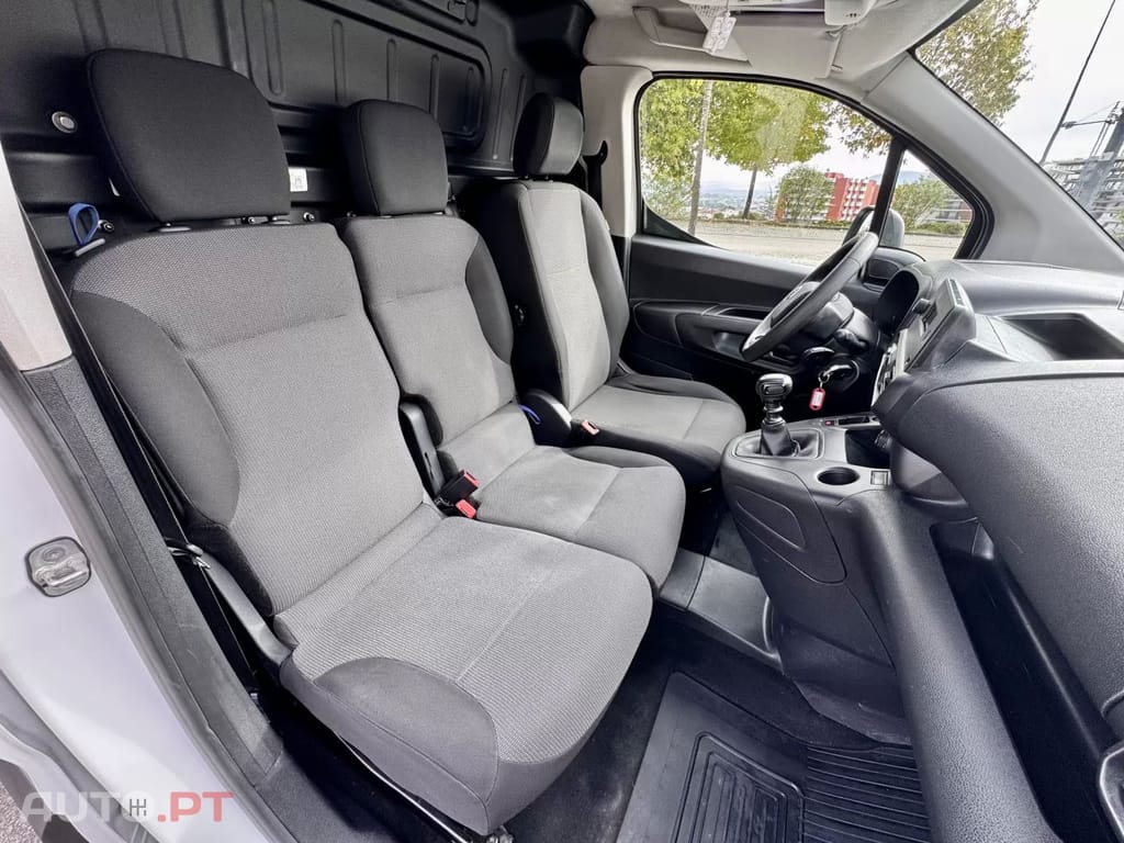 Toyota Proace City  L2 1.5D - 3 Lugares