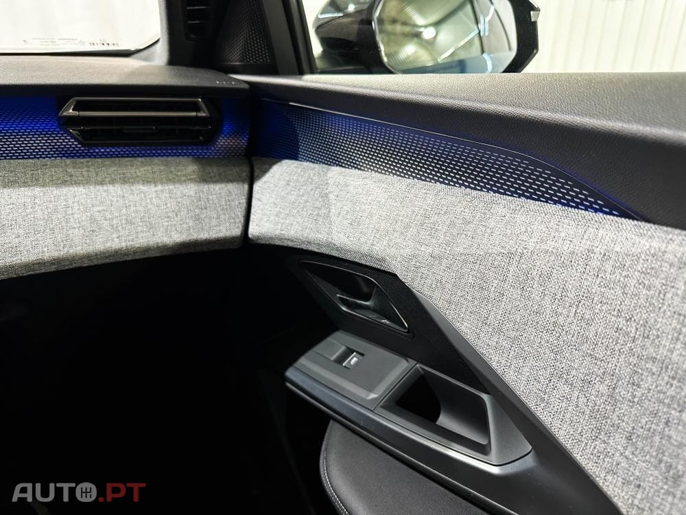 Peugeot E-3008 73 kWh GT