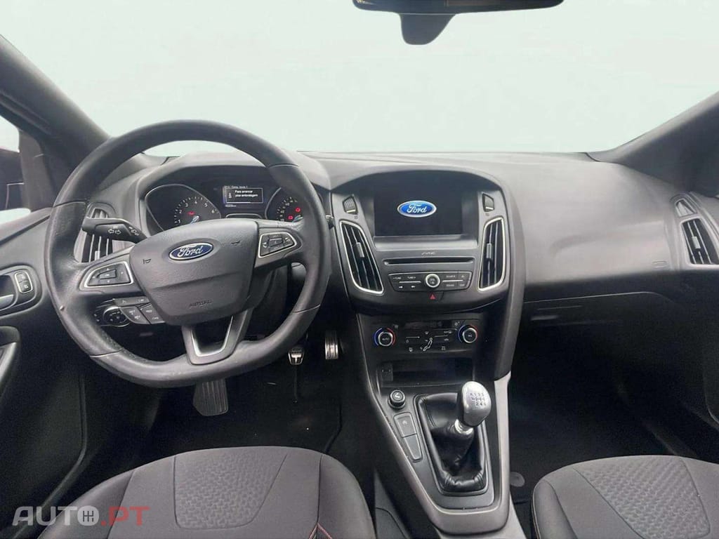 Ford Focus 1.0 EcoBoost ST-Line
