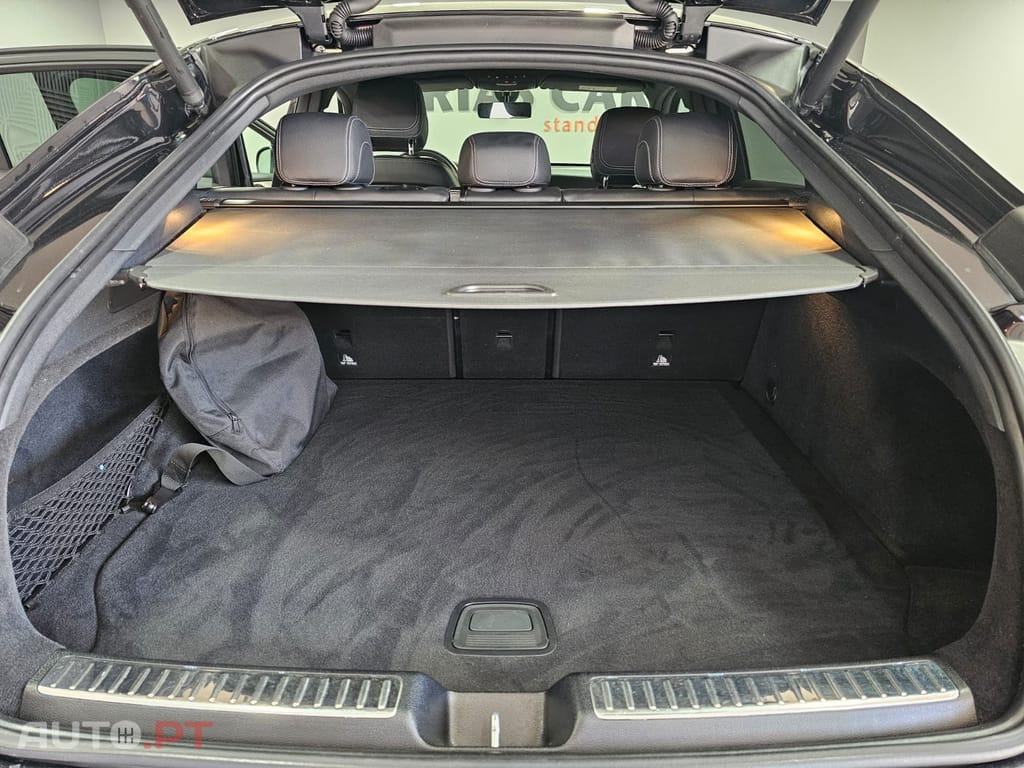 Mercedes-Benz GLC 300 de 4 Matic AMG Line