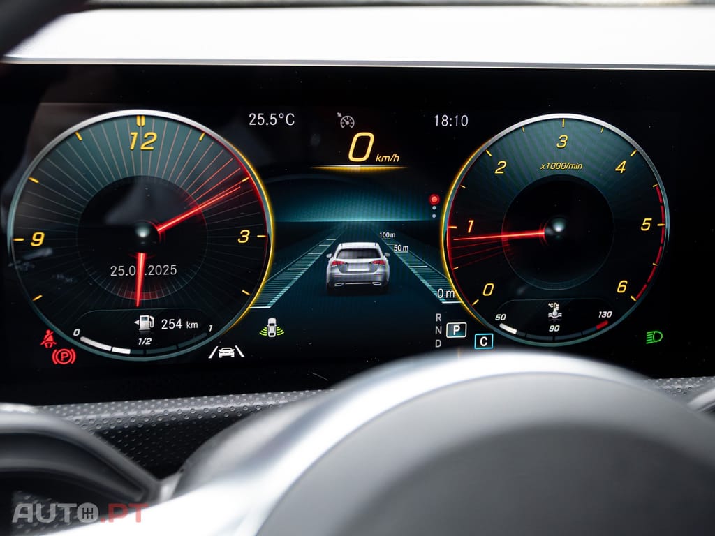 Mercedes-Benz A 180 d AMG Line PACK NIGHT