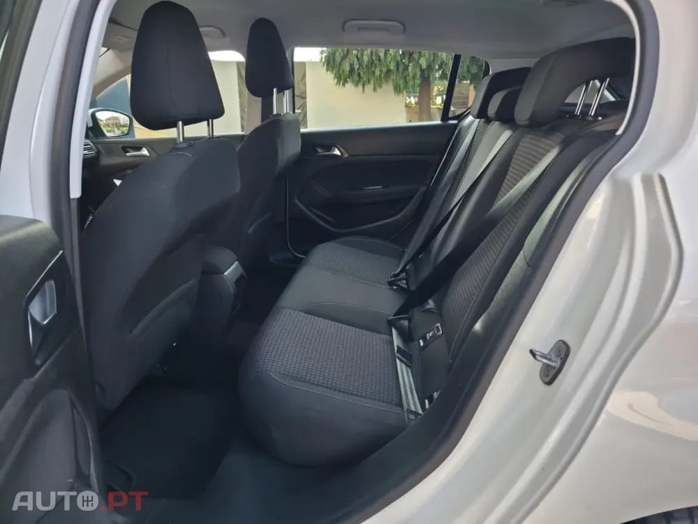 Peugeot 308 1.5 BlueHDi Style