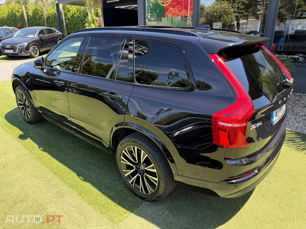 Volvo XC90 2.0 T8 PHEV Ultimate Dark AWD