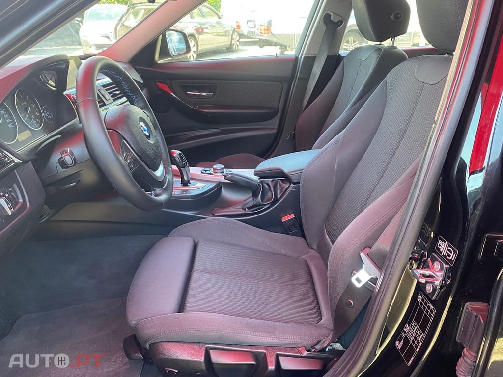 BMW 320 d EfficientDynamics Line Sport Auto