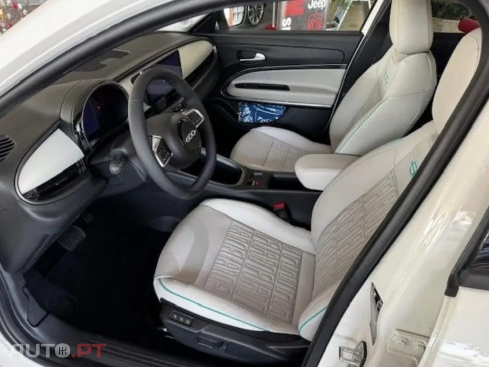 Fiat 600 1.2 Hybrid La Prima