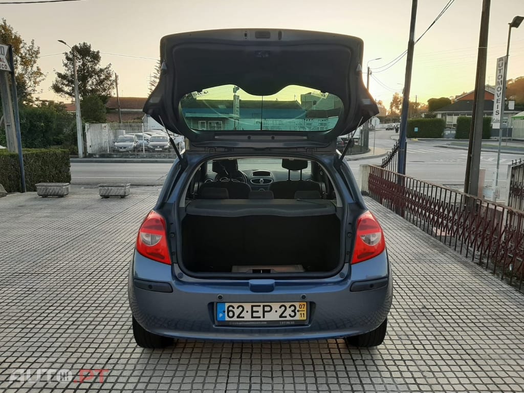 Renault Clio 1.2 16V TCE Luxe
