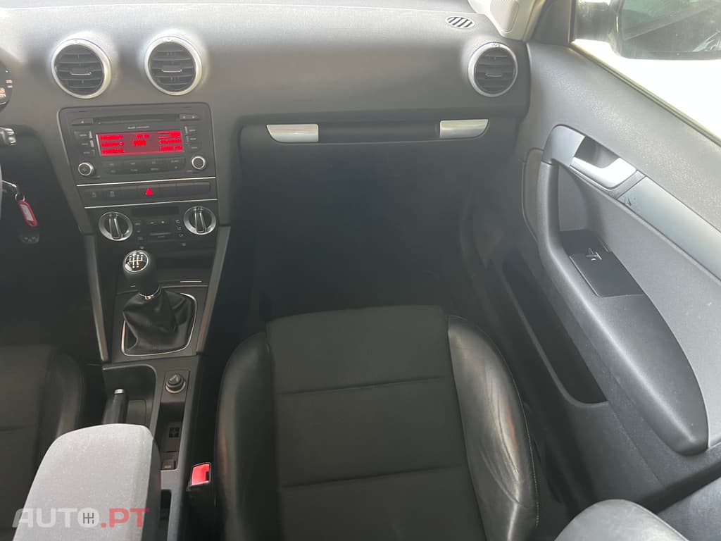 Audi A3 Sportback 1.6 tdi S-Line