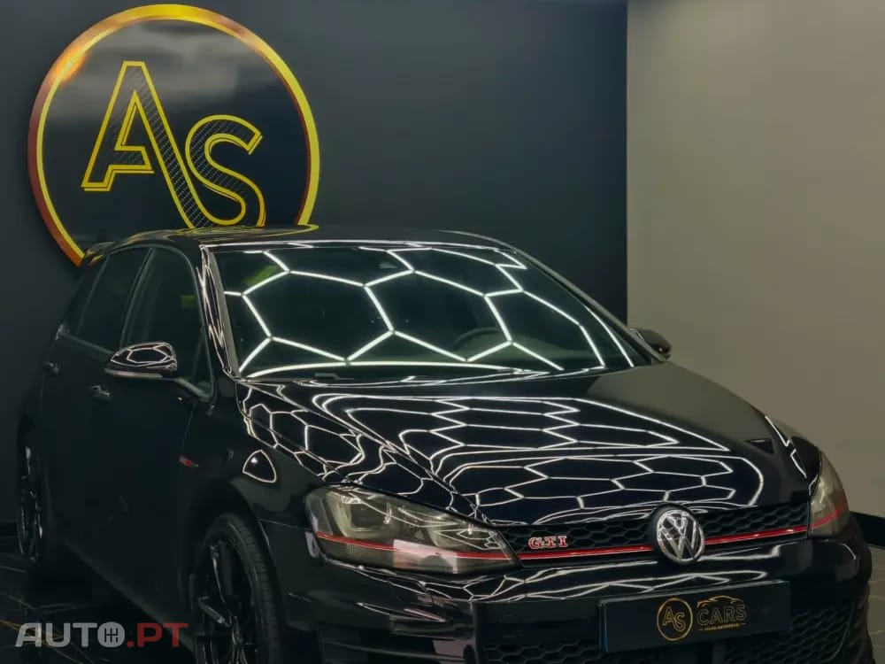 Volkswagen Golf VII GTI PERFORMANCE