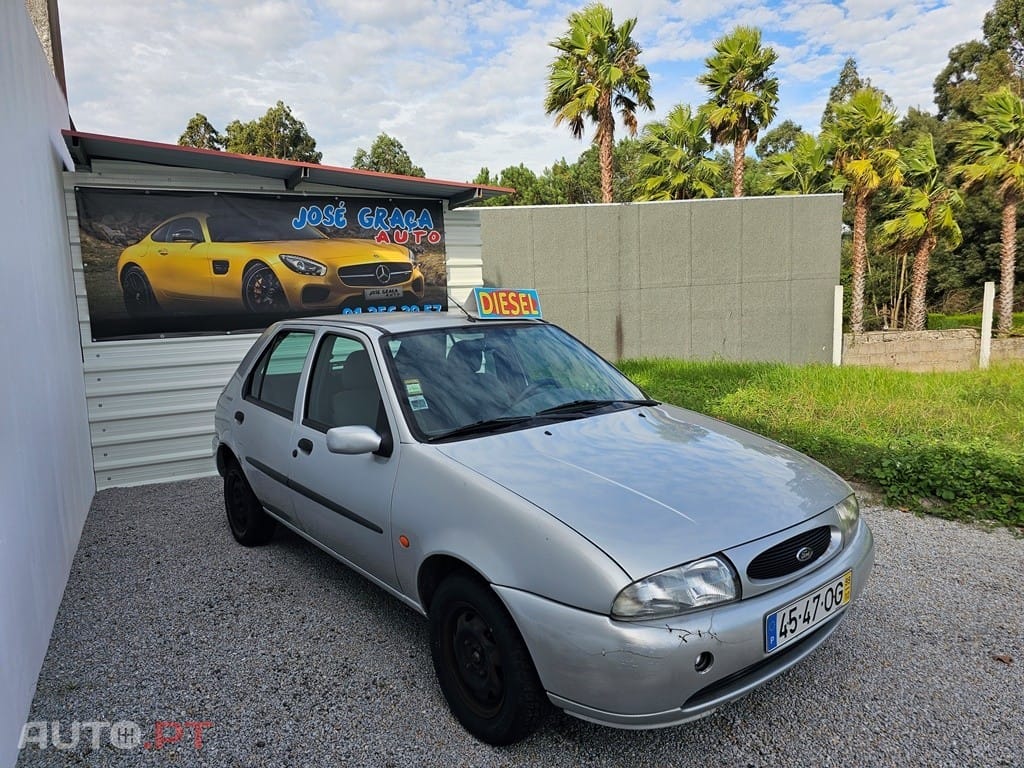 Ford Fiesta 1.8 D Studio