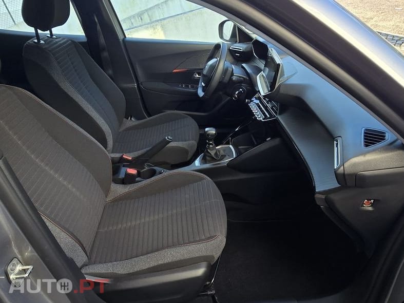 Peugeot 2008 1.2 PureTech Active