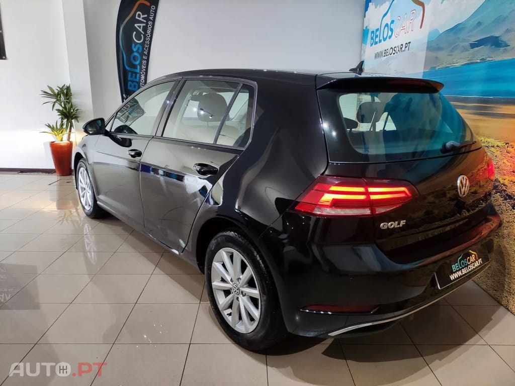 Volkswagen Golf 1.0 TSI Confortline
