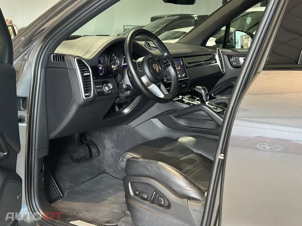 Porsche Cayenne E-Hybrid Bose