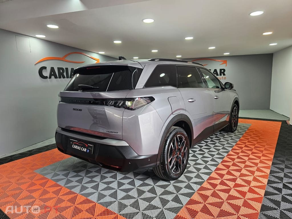 Peugeot 5008 1.2 Hybrid Allure e-DCS6