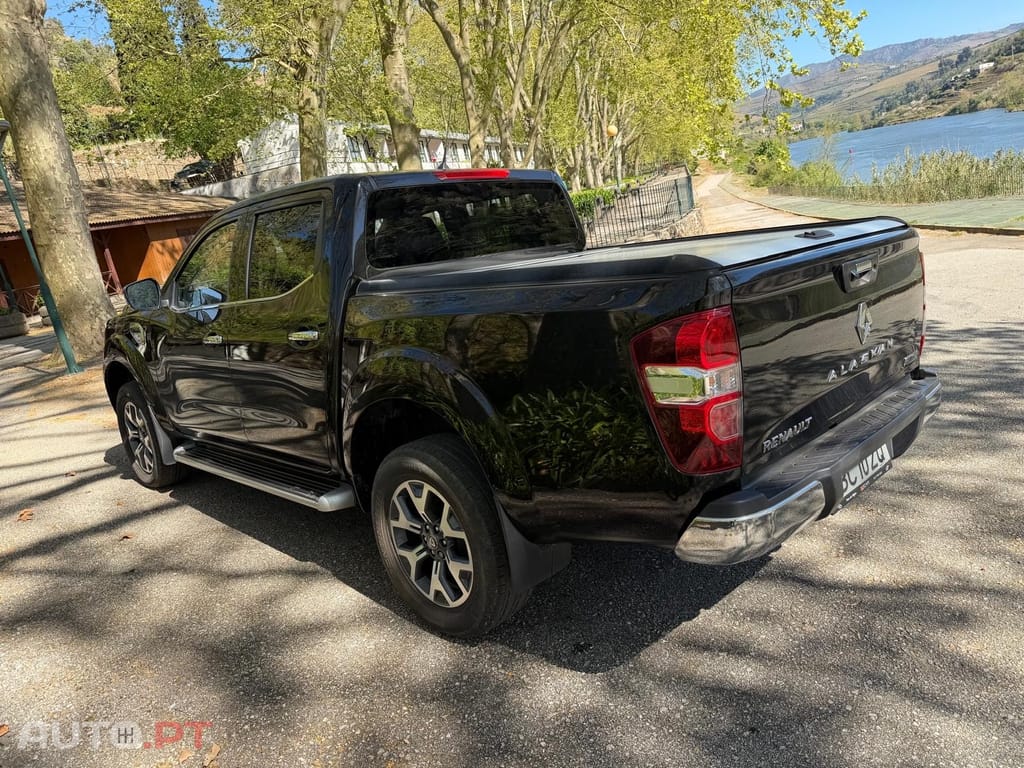 Renault Alaskan Cabine Dupla 4x4 Aut. INTENS