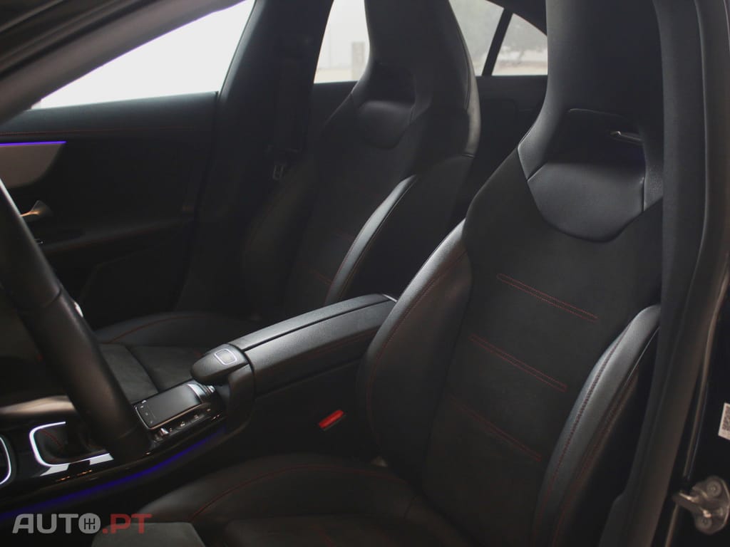 Mercedes-Benz CLA 180 d AMG Line