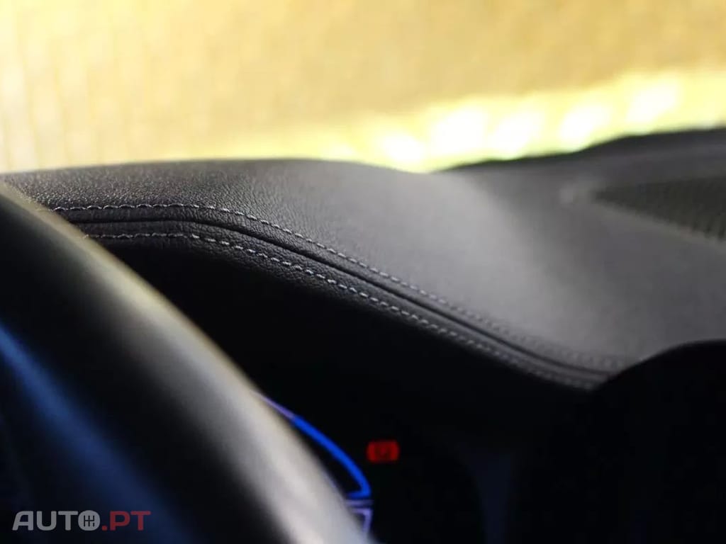 BMW 320 e Line Luxury Auto